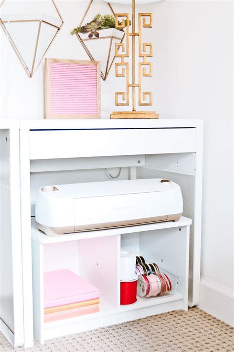 The Best Cricut Setup For Your Office | Cricut desk organization ideas ...