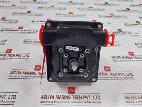 Flowserve Nxclu2Pe-19-00200 Xcl Switchbox Automax Ultraswitch Valve ...