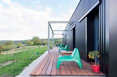 Artistic Cargo Shipping Container House Design Colorful Accents Artworks by Artistic Shipping Container House With Colorful Accents Artistic Cargo Shipping Container House Design Colorful Accents Artworks