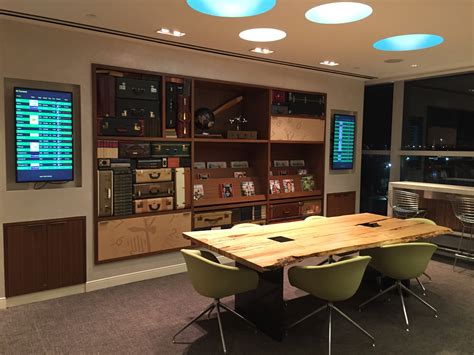 Amex Centurion Lounge LaGuardia Breakfast - Points Miles & Martinis