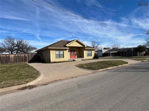 201 W Mesquite St, Archer City, TX 76351 | Homes.com