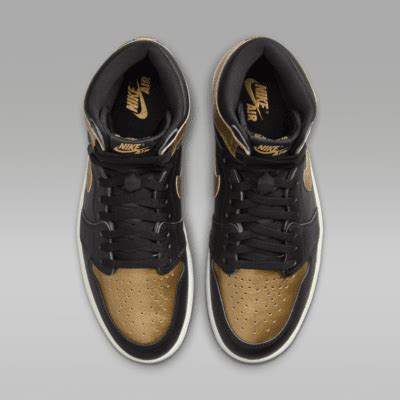 Air Jordan 1 Retro High OG 'Black and Gold' Men's Shoes. Nike IN