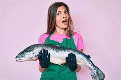 Myth or reality: Eating fish increases hair growth?