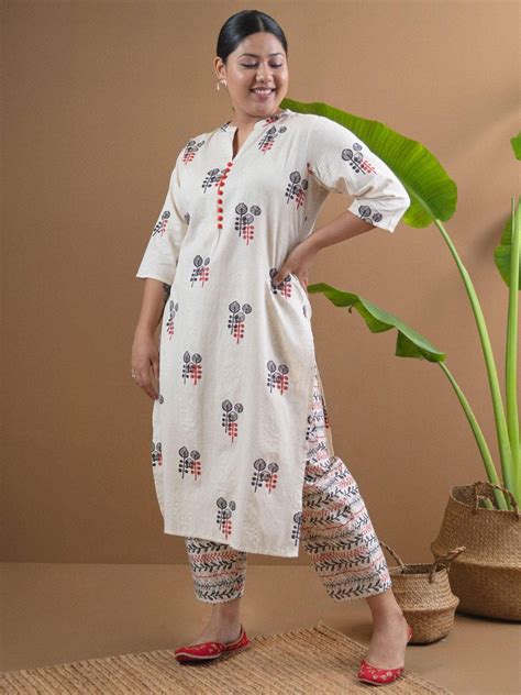 Buy Plus Size Off-White Printed Cotton Straight Kurta With Trousers ...