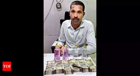 ACB: Hyderabad Cop Caught Red-Handed Accepting Bribe Money | Hyderabad ...