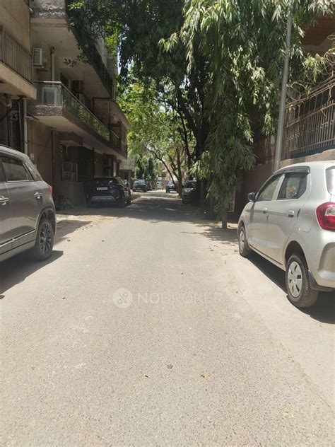 Rwa Jasola Sector 8 Sfs Flat, Jasola Jasola Rent - WITHOUT BROKERAGE ...