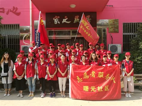 沧州市总工会领导慰问走访社区抗疫工作人员