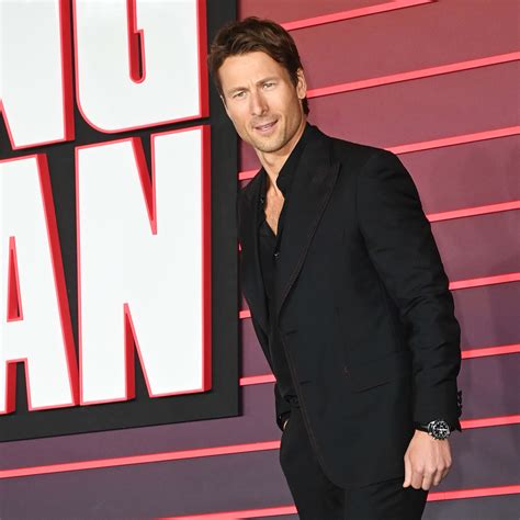 Glen Powell’s Chest, Back, Traps, and Abs Workout - Men's Journal