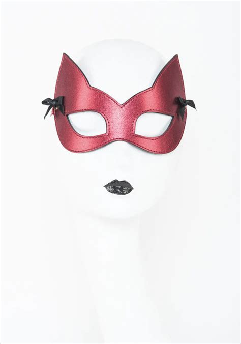 Cherry Kitten Mask | Luxury Kink | Fräulein Kink - Bondesque
