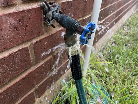 How to Fix a Leaking Garden Hose Connection: Quick Fixes!