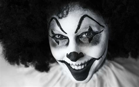 [100+] Scary Clown Pictures | Wallpapers.com