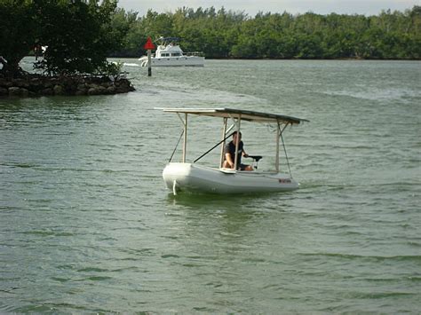 Solar Inflatable Jet Boats 的图像结果