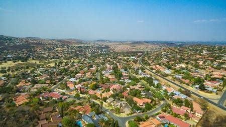 South Hills: Property and houses for sale