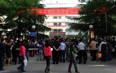 济南外国语学校男生从年级第523名到第一名，保送北京外国语大学_腾讯新闻