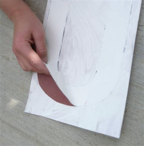 Letter U Under 的图像结果