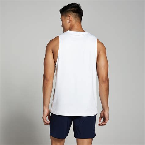 Men's Gym Tops & T-Shirts | Sports Clothing | MYPROTEIN™
