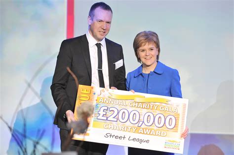 Postcode Lottery Advert Cast 的图像结果