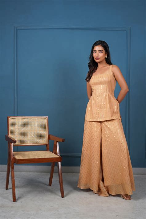 Sepia – Taro India