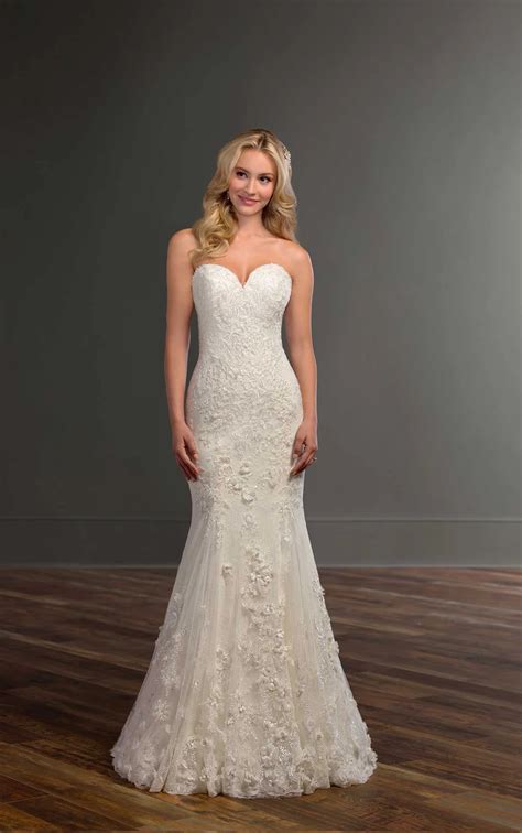Strapless Wedding Dress with Floral Lace | Martina Liana Wedding Dresses