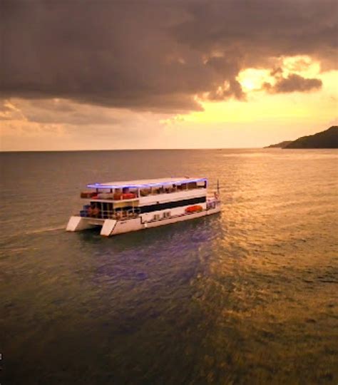 Adventure Boat Party in Gokarna - Book Now @ Rs.1299 (28% off)