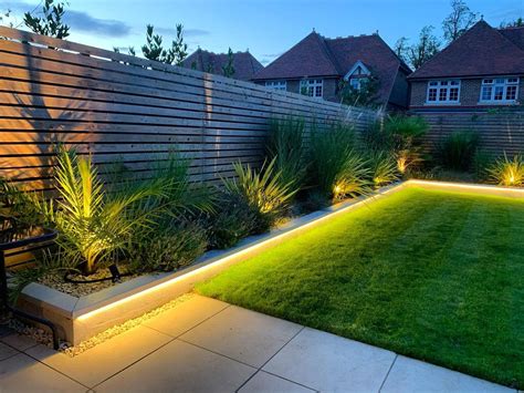 11 Low Maintenance Landscaping Ideas on a Budget | Small garden design ...