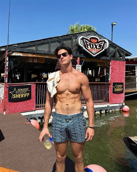 Matt Rhoades | Valentine’s Day fr Full photoshoot on my @passes ...