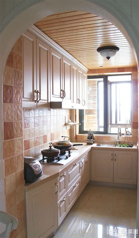 欧式现代长方形厨房装修效果图_土巴兔装修效果图