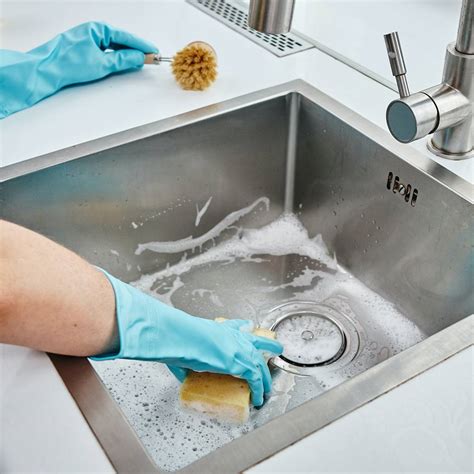 How to Clean a Stainless Steel Sink: A Step-by-Step Guide - Curbly