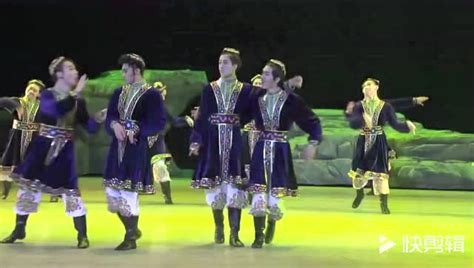 北舞维吾尔族舞蹈纳孜尔库姆