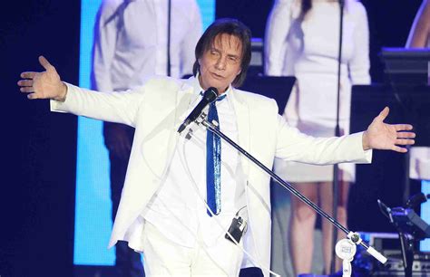 Top 10 Brazilian Music Artists