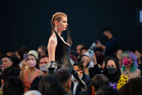 Fashion Week 1Hr 的图像结果