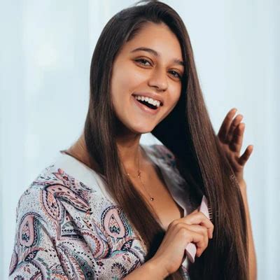 Buy Herbal Hair Oil Plus for Healthy Hair Growth- 100% Natural – Deemark