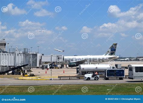 Frontier Airlines at ATL editorial stock image. Image of takeoff - 80431454