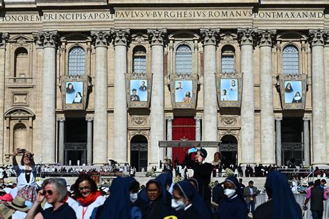 Hermit, martyr, and journalist among new Catholic saints - LiCAS.news ...