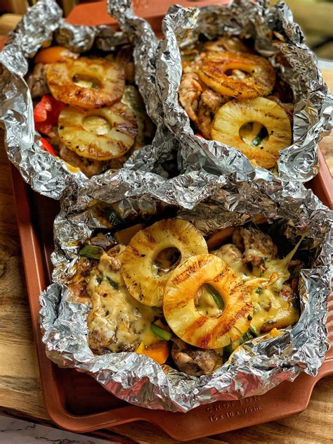 Cheesy Grilled Chicken & Peppers | Recipe | Grilled chicken, Stuffed ...