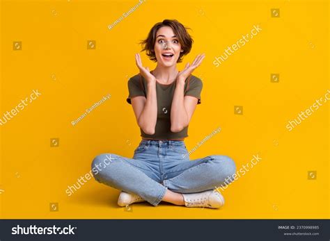 Body Language Sitting Open 的图像结果