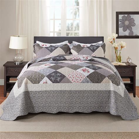 Amazon.com: HoneiLife King Quilt Bedding Set - 3 Pieces Microfiber ...