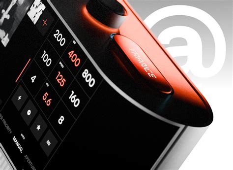 Modern Polaroid Camera 的图像结果