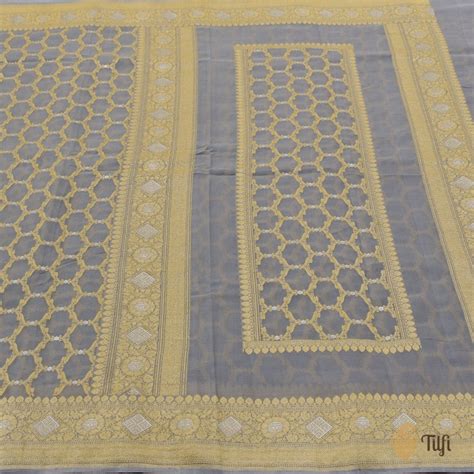 Grey Pure Georgette Banarasi Handloom Jangla Saree - Tilfi