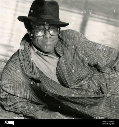 Bobby womack 1980s hi-res stock photography and images - Alamy