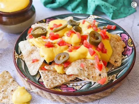 Nachos con queso, receta casera fácil y rápida | Cocinatis