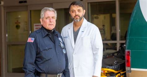 Doctor Saved Security Guard's Life, Now Guard Is Protecting His ...