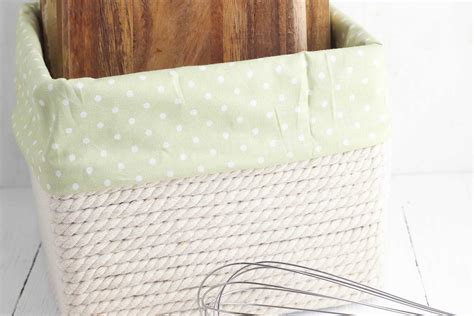 DIY Decorative Storage Box Out of Cardboard - Single Girl's DIY