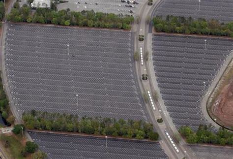 Coronavirus Closure: Before And After Pictures Of Disney Park Which Has ...