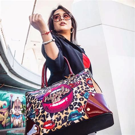 Venta > precio de bolsa nicole lee > en stock