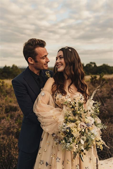 Interstellar celestial wedding inspo with a chotronette dress – Artofit