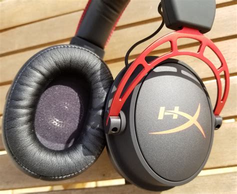 A Passionate Gamers Headset – A Kingston HyperX Cloud Alpha Headset ...