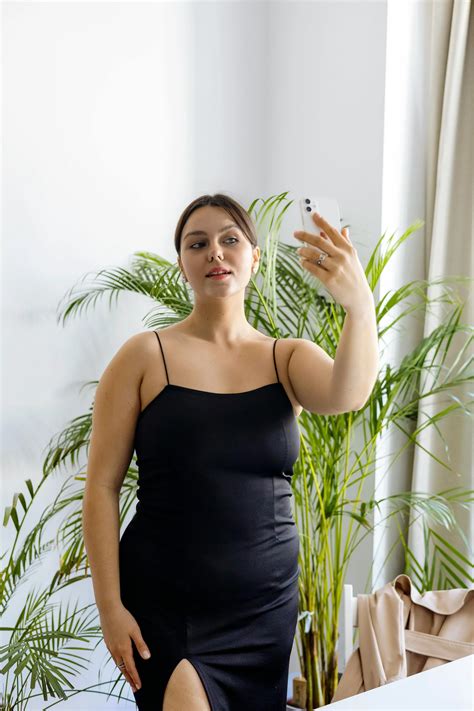 How to Determine Your Body Shape (And Dress for It Like a Pro!) — Autum ...