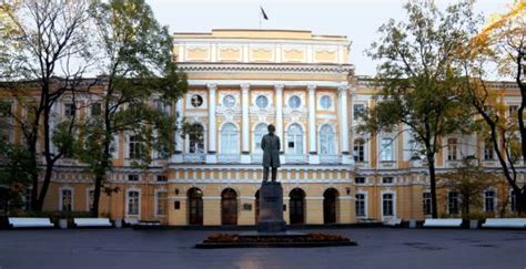 俄罗斯10所最美的大学，快来一睹为快！ - www.hansiliuxue.com