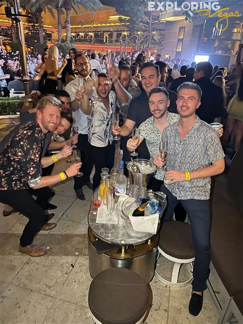 Déjà Vu Strip Club | Exploring Las Vegas